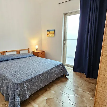 Апартаменты Carezza Del Sole Торре-Лапилло